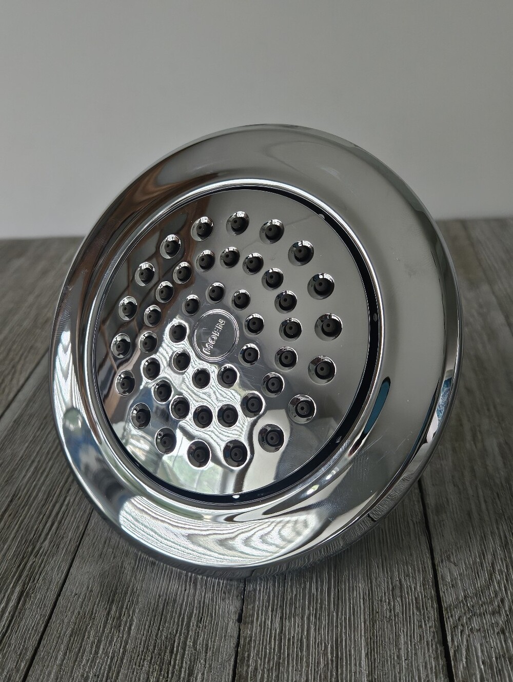 Moen 5" Round Chrome Silver Shower Head UnitMarked A112.18.1M, 9.5 L Min/Max,
